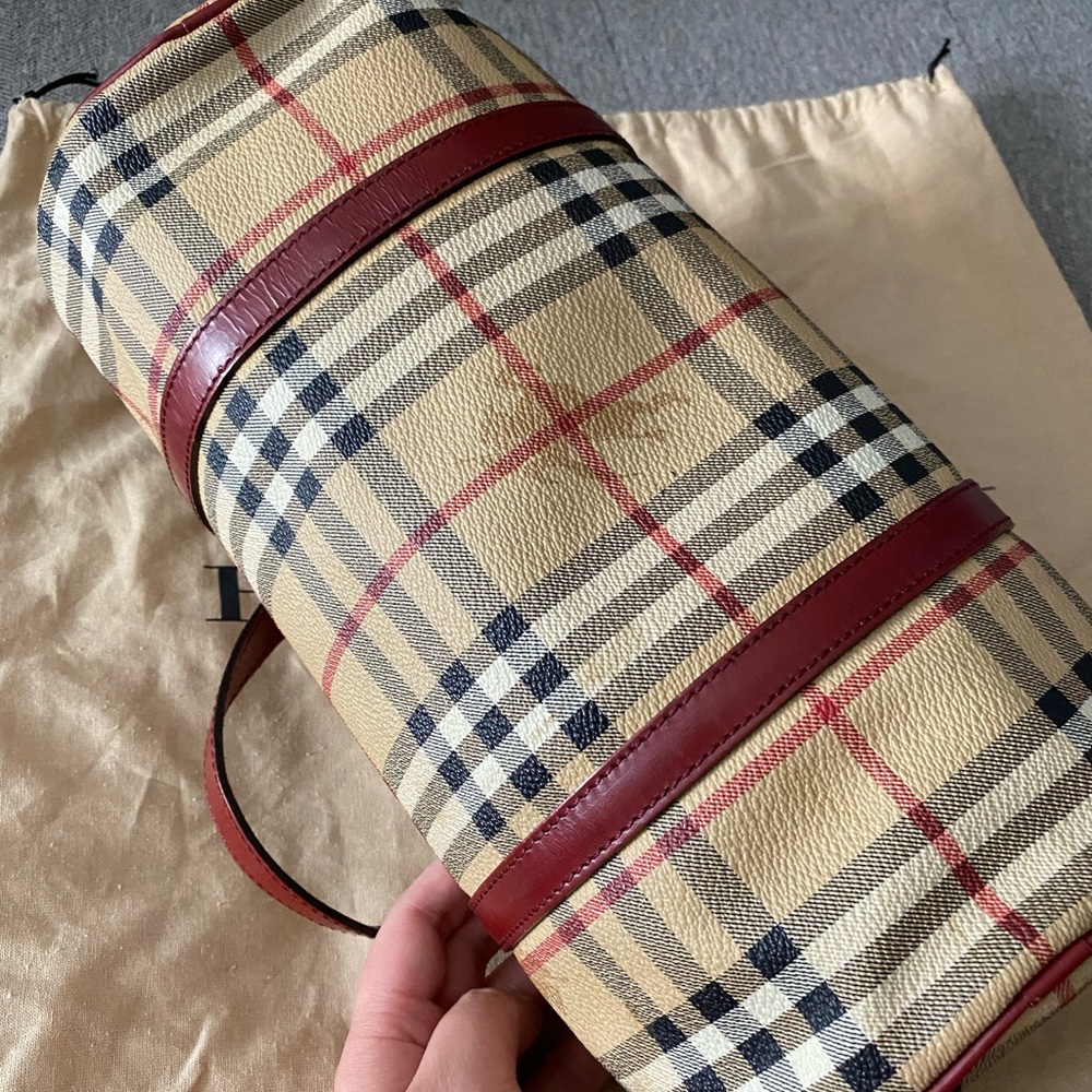 Authentic Burberry Canvas Barrel tote bag - Picture 7 of 8
